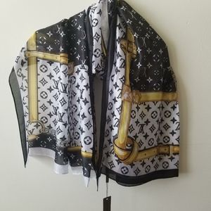 New Fashion Designer Silk Scarf Black and White
